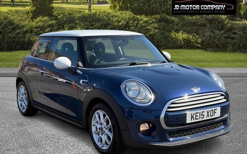 Used 2016 Mini Cooper D Hatch Hatchback | £8,690 (Fair price) - Image 1/4