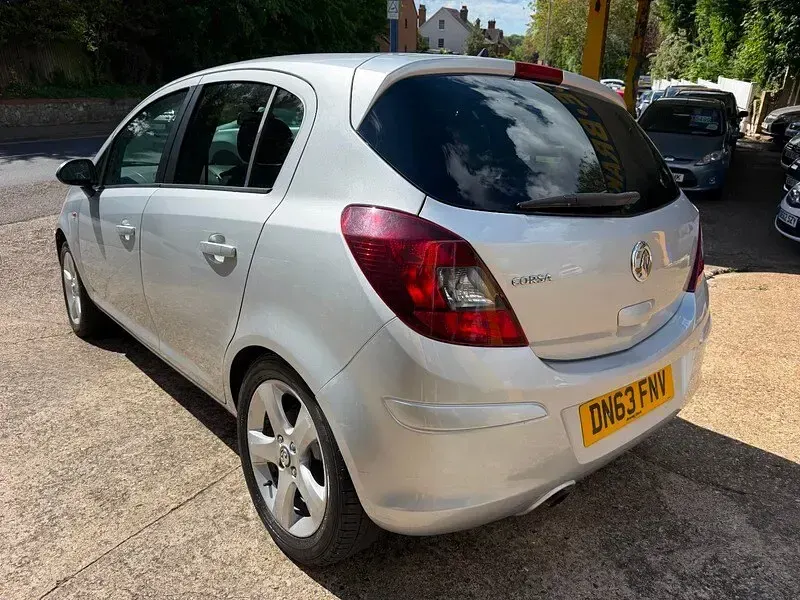 Used Vauxhall Corsa 100 HP (73 kW) 2013 Silver Hatchback