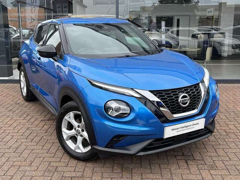 Blue Used 2022 Nissan Juke N-Connecta SUV | £15,999 (Fair price) - Image 1/3