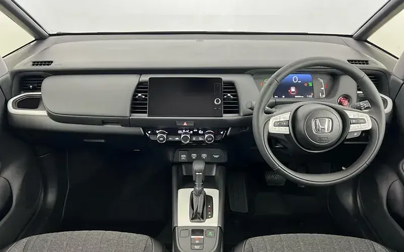 Used Honda Jazz Advance 122 HP (89 kW) 2025 Crystal black Hatchback
