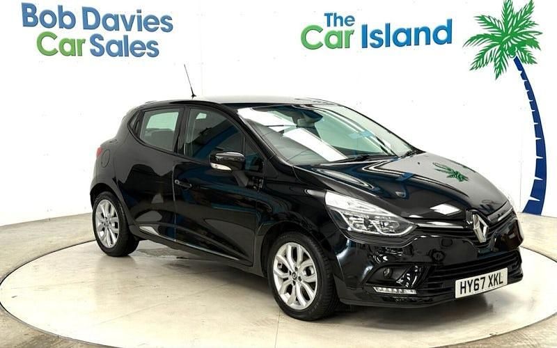 Used 2016 Renault Clio IV Dynamique Hatchback | £8,000 (Fair price) - Image 1/4