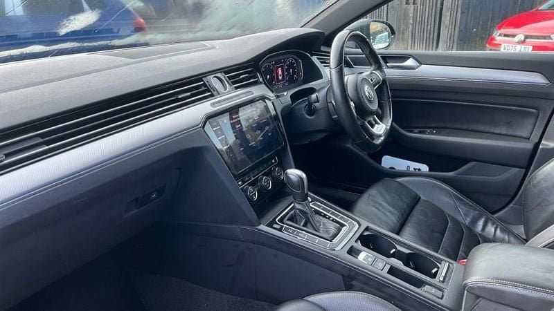 Used VW Arteon R-line 150 HP (110 kW) 2020 Manganeese grey metallic Hatchback