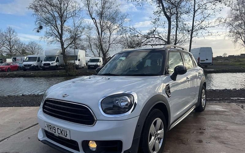 Usado Mini Cooper Classic 136 HP (100 kW) 2020 Citadino