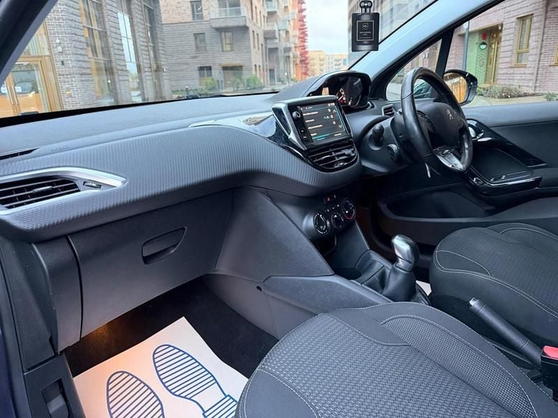 Used Peugeot 208 Allure 2017 Blue Hatchback