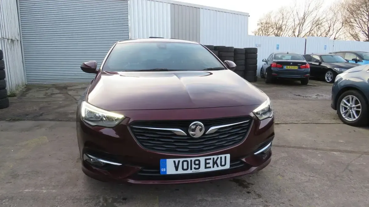 Used Vauxhall Insignia SRi 2019 Red Hatchback