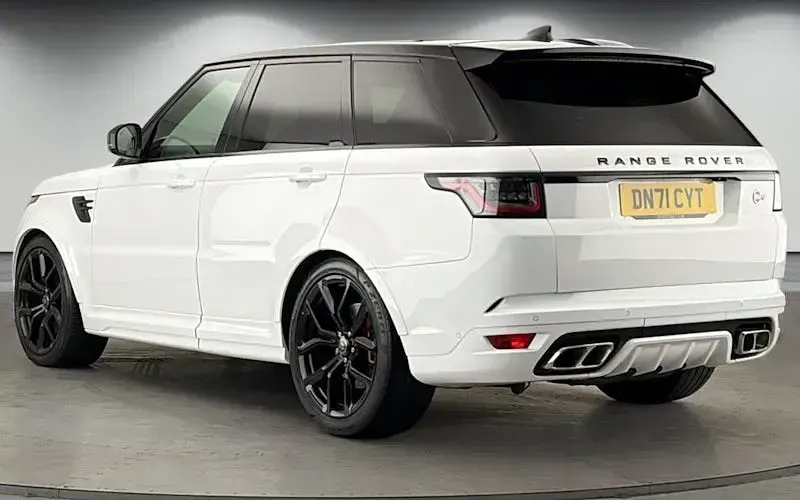Used Land Rover Range Rover Sport SVR 575 HP (422 kW) 2021 Fuji white SUV