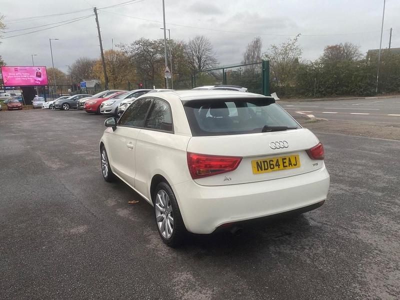 Used Audi A1 Sport 86 HP (63 kW) 2014 White Hatchback