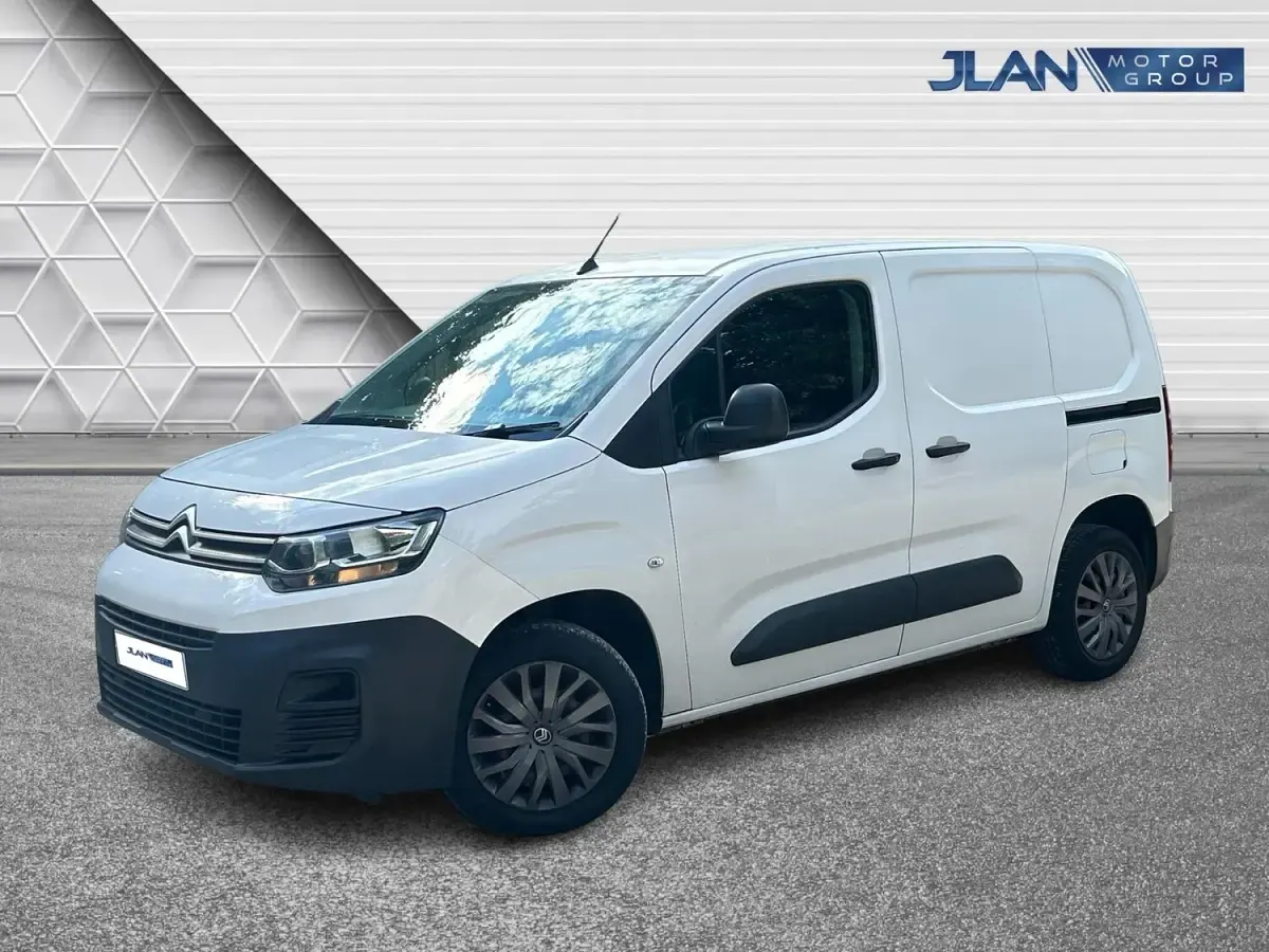 Used Citroën Berlingo 100 HP (73 kW) 2023 White MPV