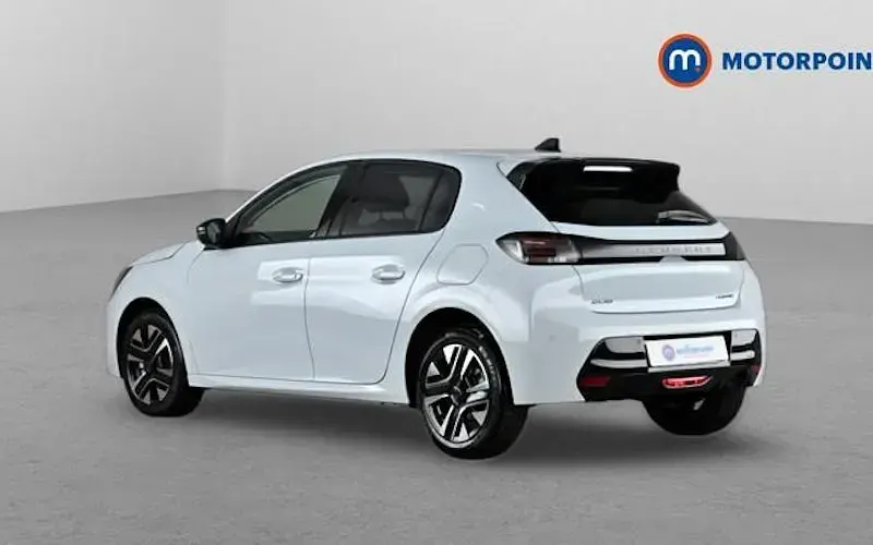 New Peugeot 208 Allure 111 HP (81 kW) 2026 White Hatchback