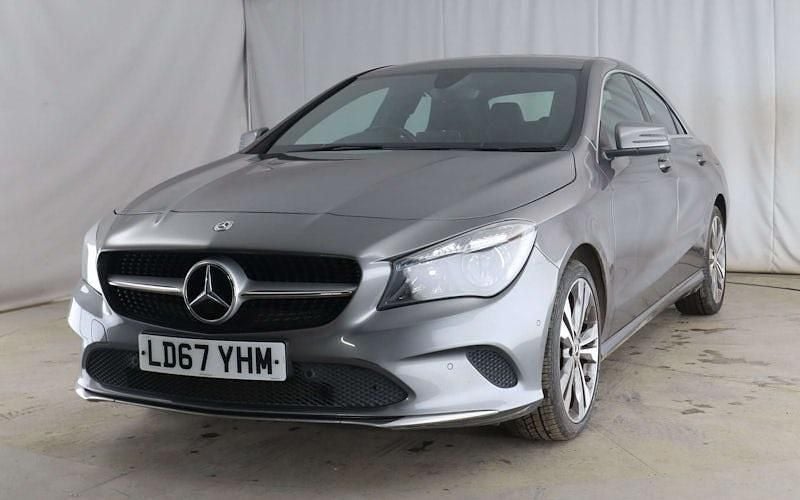 Used Mercedes CLA180 122 HP (89 kW) 2017 Grey Sedan