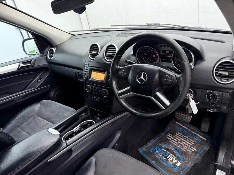 Usado Mercedes ML280 2008 Preto SUV