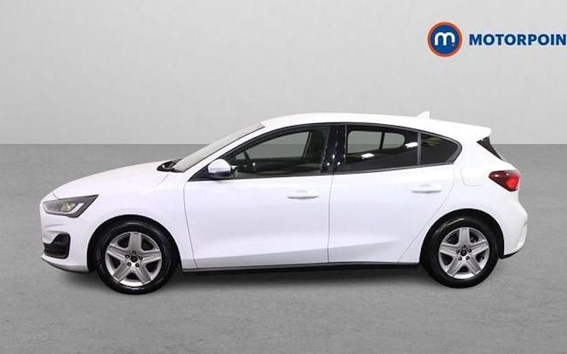 Used Ford Focus Trend 120 HP (88 kW) 2022 White Hatchback