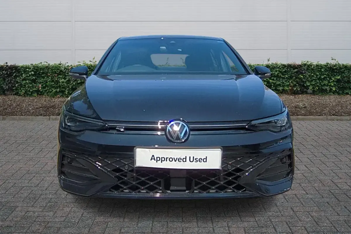 Used VW Golf VIII Black Edition 150 HP (110 kW) 2025 Black Hatchback