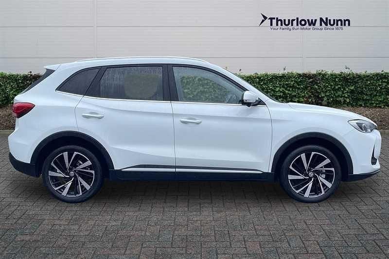 Used MG ZS Trophy 196 HP (144 kW) 2024 White SUV