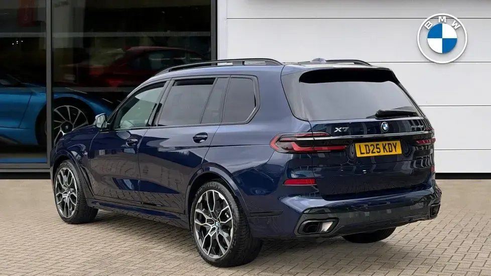 Used BMW X7 M Sport 347 HP (255 kW) 2025 Blue SUV