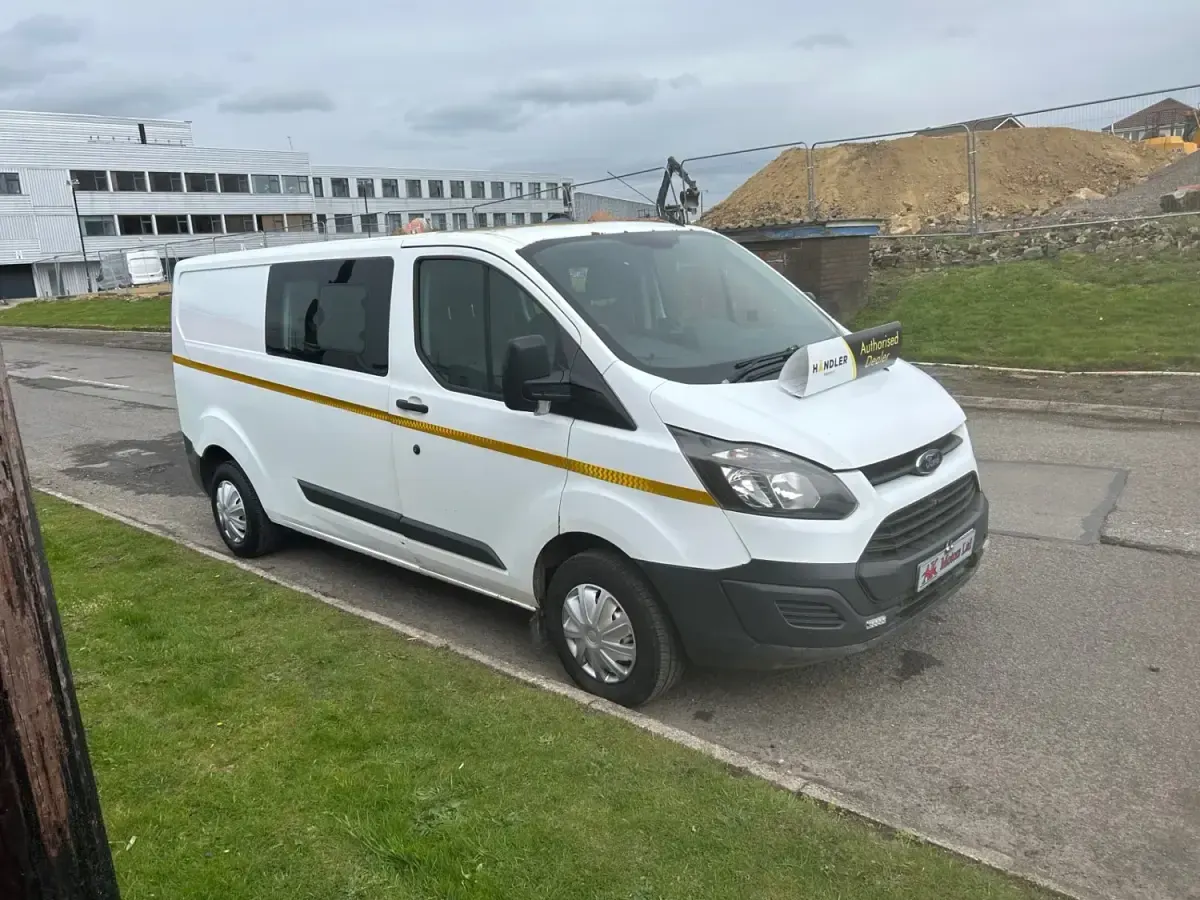 Used Ford Transit Custom 125 HP (91 kW) 2015 White Van