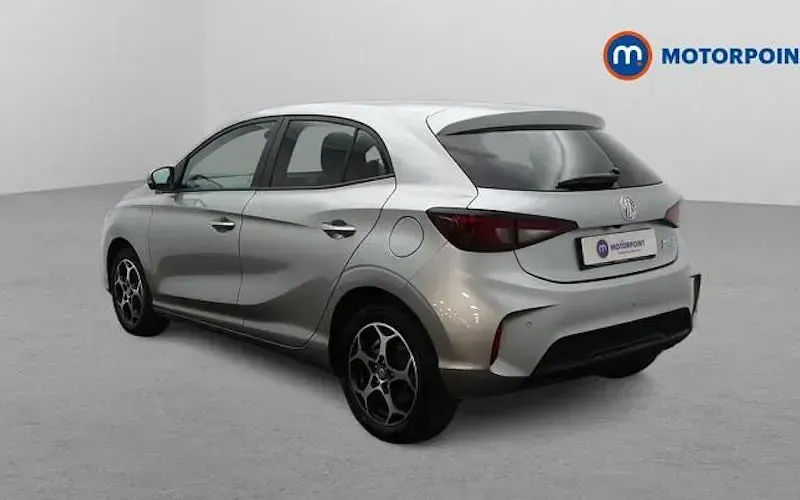 Usado MG MG3 Trophy 194 HP (142 kW) 2025 Prateado Citadino