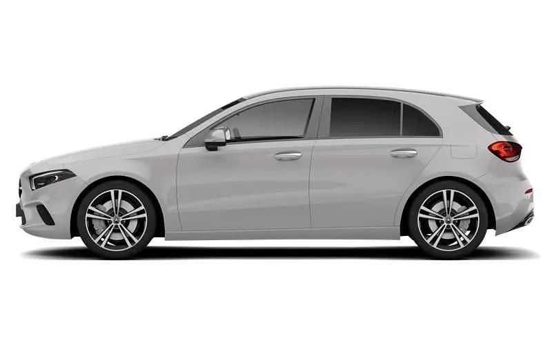 Usado Mercedes A160 AMG line 102 HP (75 kW) 2018 Citadino