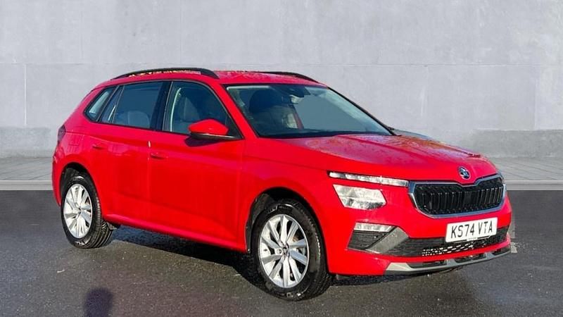 Metallic velvet red Used 2025 Skoda Kamiq SE SUV | £18,880 (A bit pricey) - Image 1/4