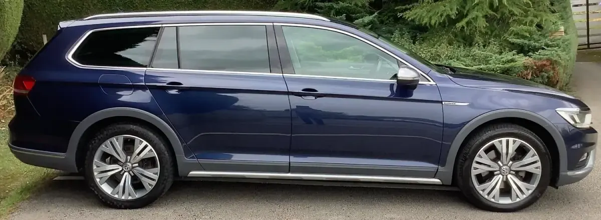 Used VW Passat Alltrack S 190 HP (139 kW) 2016 Blue Estate