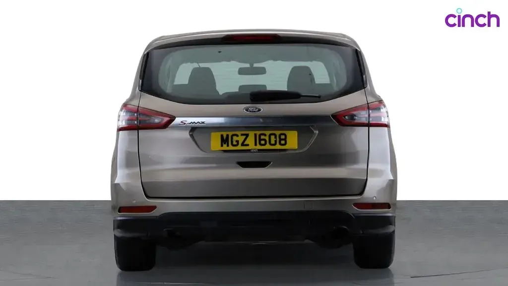 Used Ford S-MAX Zetec 2019 Silver MPV