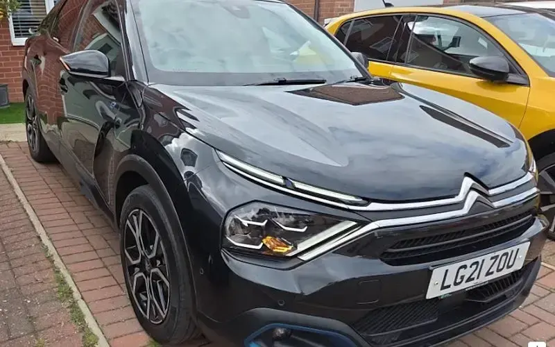 Used Citroën e-C4 Shine 100 kW (136 HP) 2023 Hatchback