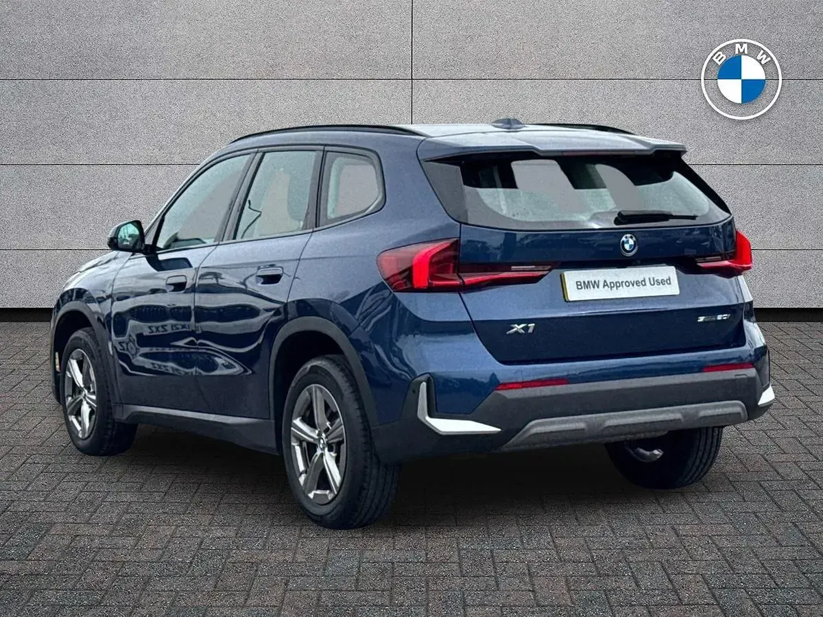 Used BMW X1 Sport Line 168 HP (123 kW) 2024 Blue SUV