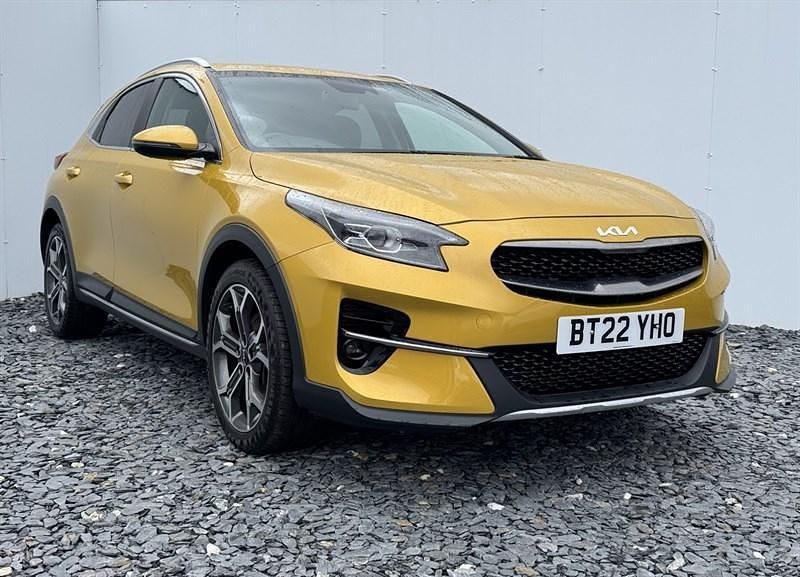 Yellow Used 2022 Kia XCeed SUV | £15,495 (Fair price) - Image 1/4