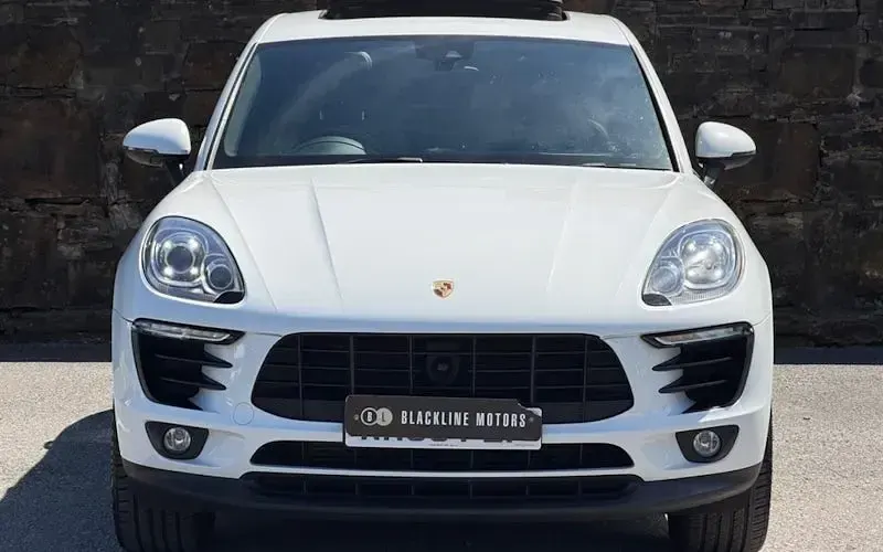 Used Porsche Macan 258 HP (189 kW) 2017 SUV