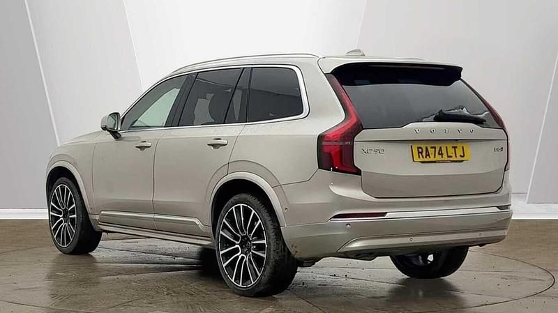 Used Volvo XC90 Ultra 247 HP (181 kW) 2025 Gold SUV