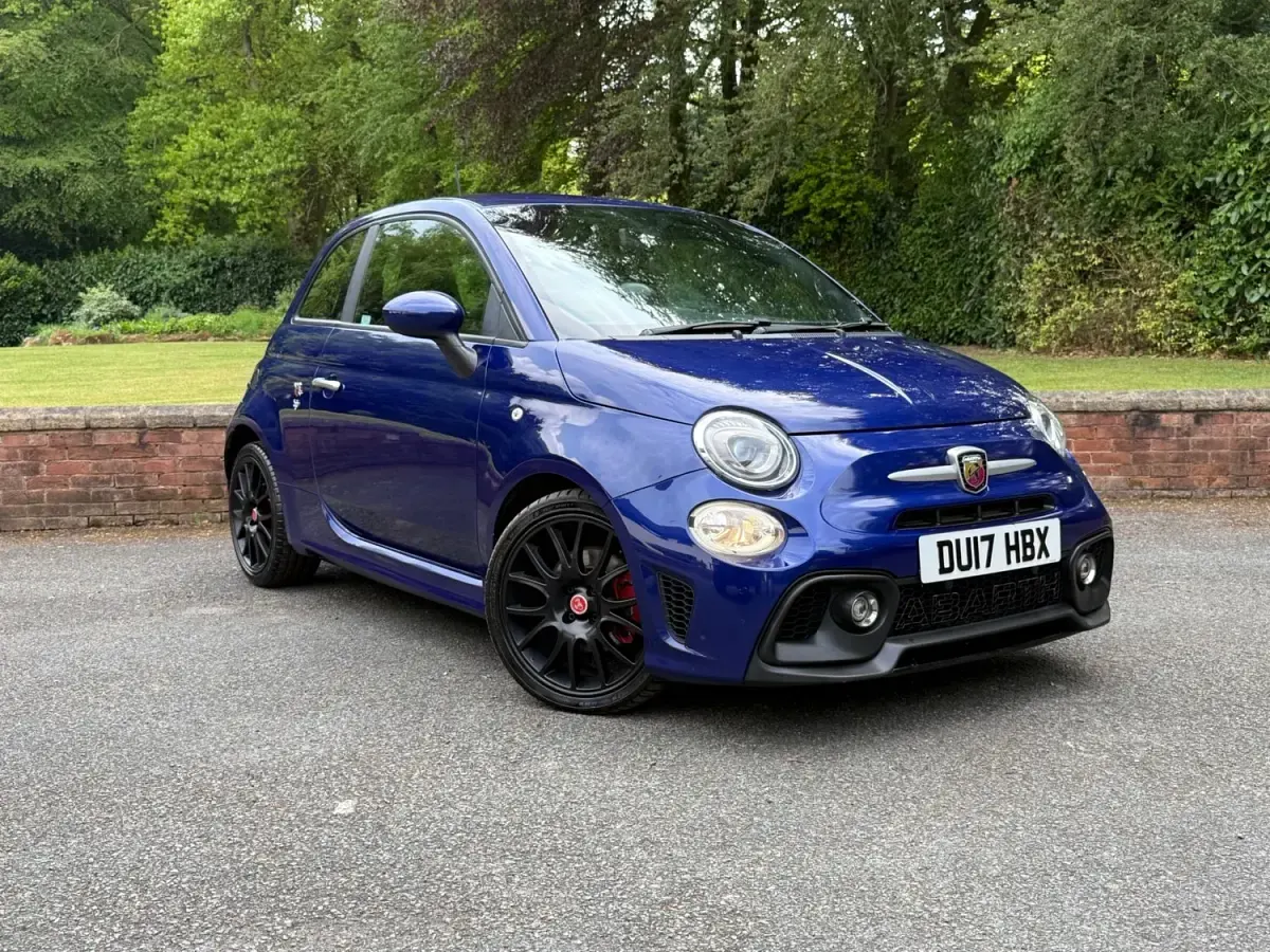 Begagnad Abarth 595 2017 Blå Halvkombi