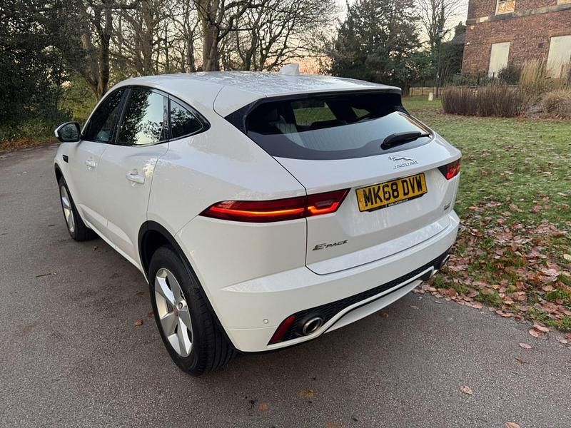 Used Jaguar E-Pace R-Dynamic 180 HP (132 kW) 2018 White SUV