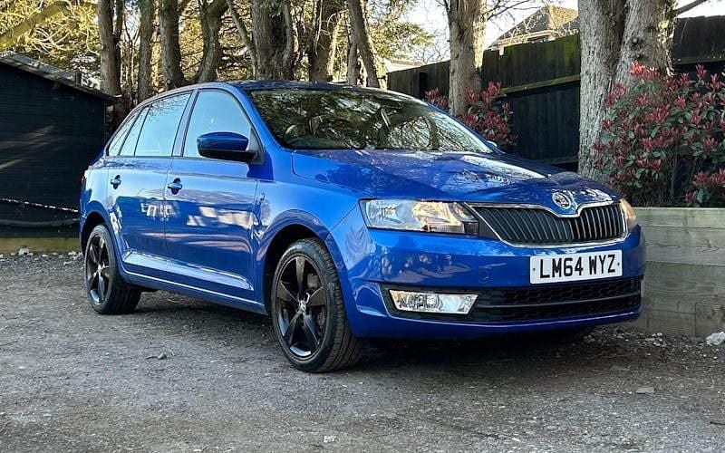 Used Skoda Rapid SE 105 HP (77 kW) 2014 Blue Hatchback