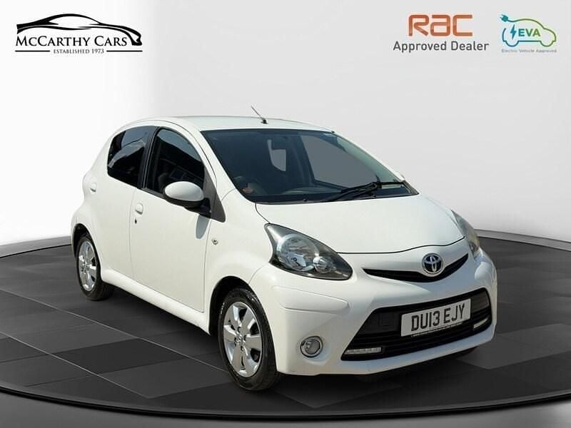 White Used 2012 Toyota Aygo Hatchback | £4,495 (Expensive) - Image 1/2