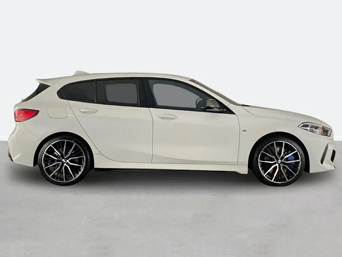 Used BMW M135 Sport Line 306 HP (225 kW) 2021 White Hatchback