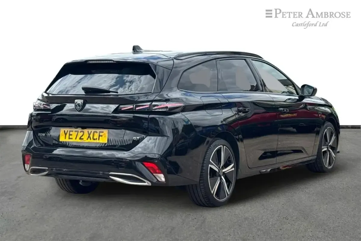 Used Peugeot 308 SW GT 129 HP (94 kW) 2022 Black Estate