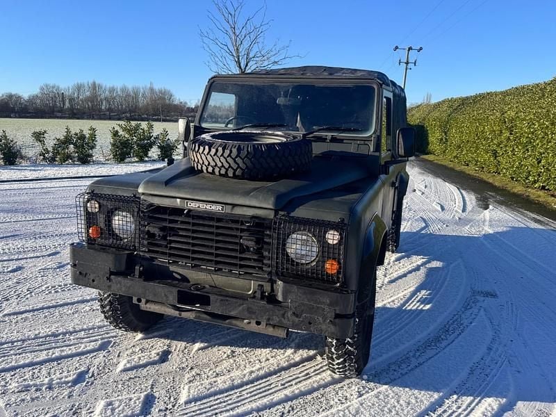 Used Land Rover Defender 90 HP (66 kW) 1988 Green Pickup