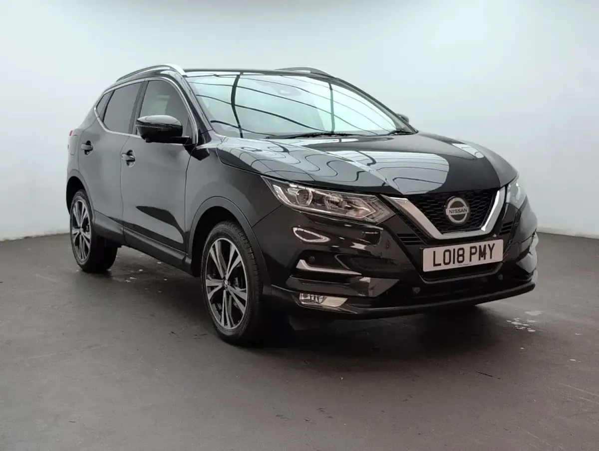 Used Nissan Qashqai N-Connecta 115 HP (84 kW) 2018 Black SUV