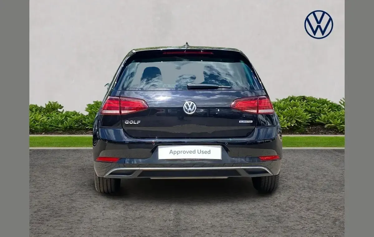 Used VW Golf VIII Edition 128 HP (94 kW) 2020 Black Hatchback