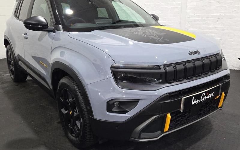 Grey/black Used 2025 Jeep Avenger North SUV | £28,999 - Image 1/4