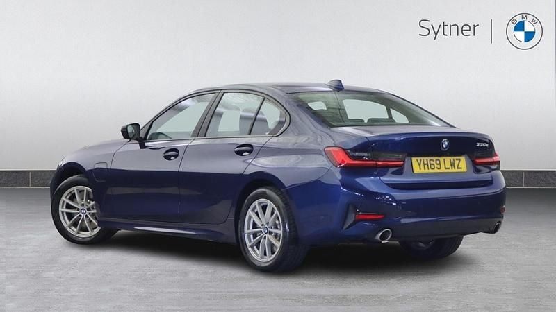 Used BMW 330e Sport Line 288 HP (211 kW) 2019 Blue