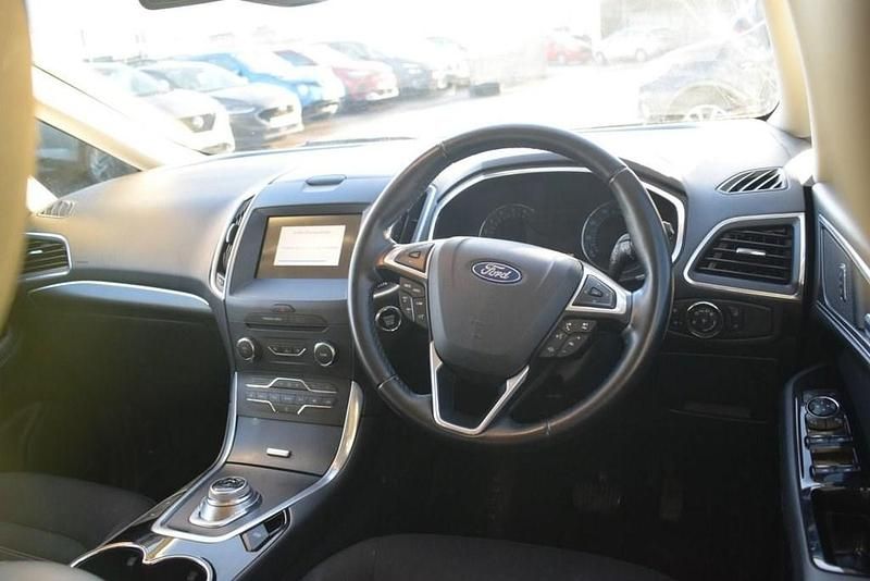 Used Ford Galaxy Titanium 150 HP (110 kW) 2022 Silver MPV