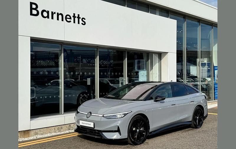 Grey Used 2024 VW ID.7 Pro Sedan | £33,999 (A bit pricey) - Image 1/4
