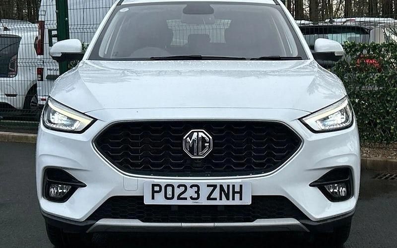 Used MG ZS Exclusive 106 HP (77 kW) 2024 Hatchback