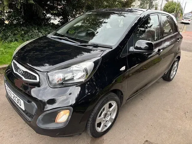 Used Kia Picanto Air 68 HP (50 kW) 2013 Black Hatchback