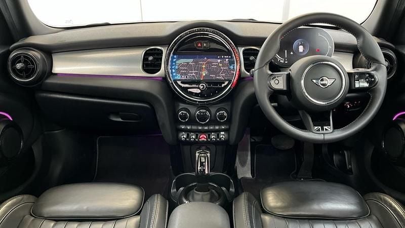 Used Mini Cooper Exclusive 136 HP (100 kW) 2023 Silver Hatchback