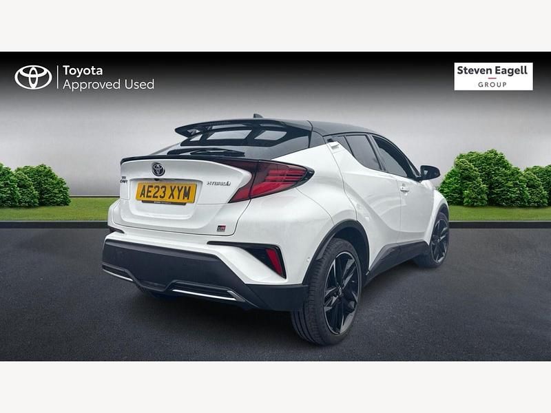 Used Toyota C-HR Sport 2023 White/black SUV