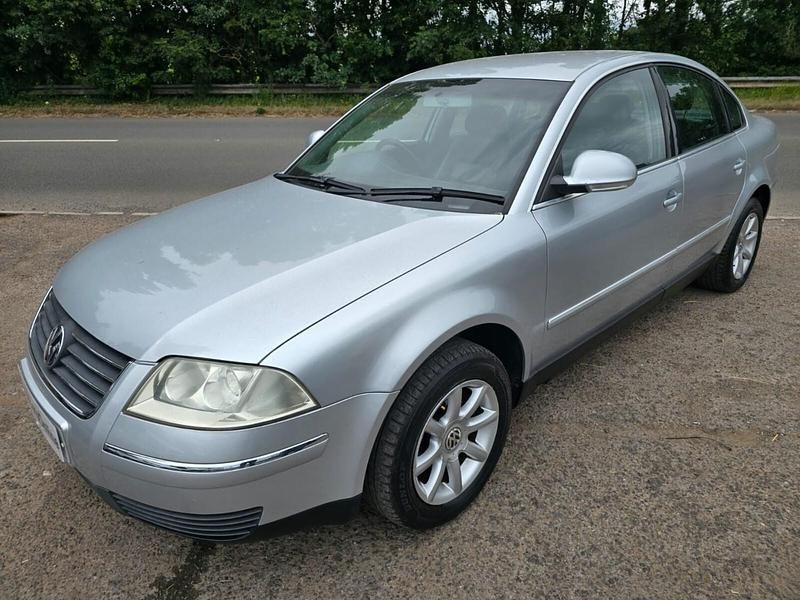 Used VW Passat Highline 130 HP (95 kW) 2003 Silver Sedan