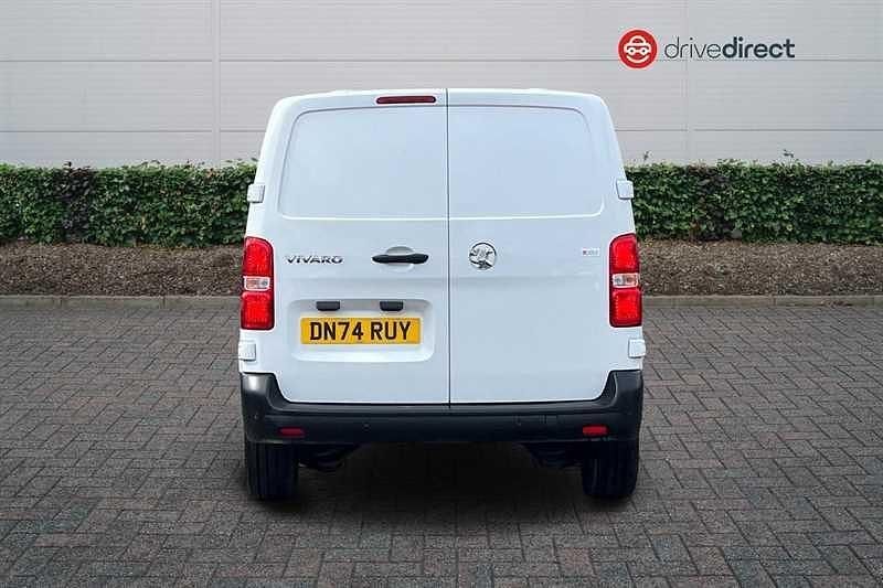 Used Vauxhall Vivaro S 120 HP (88 kW) 2024 White MPV