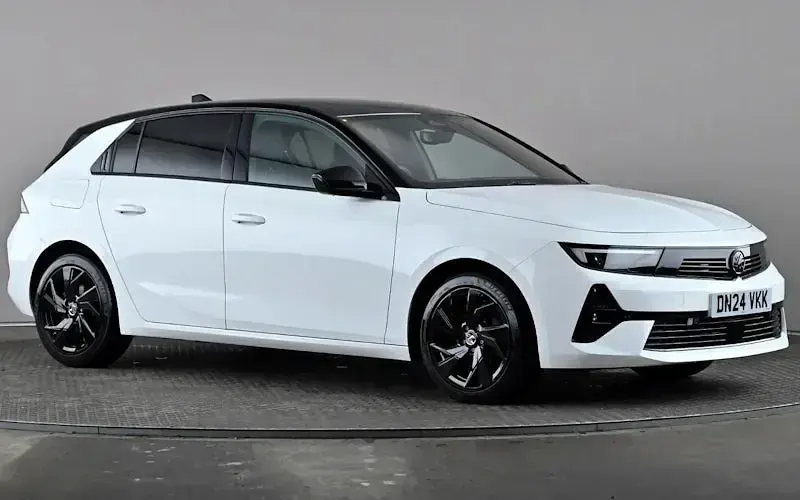Used Vauxhall Astra 131 HP (96 kW) 2026 Hatchback